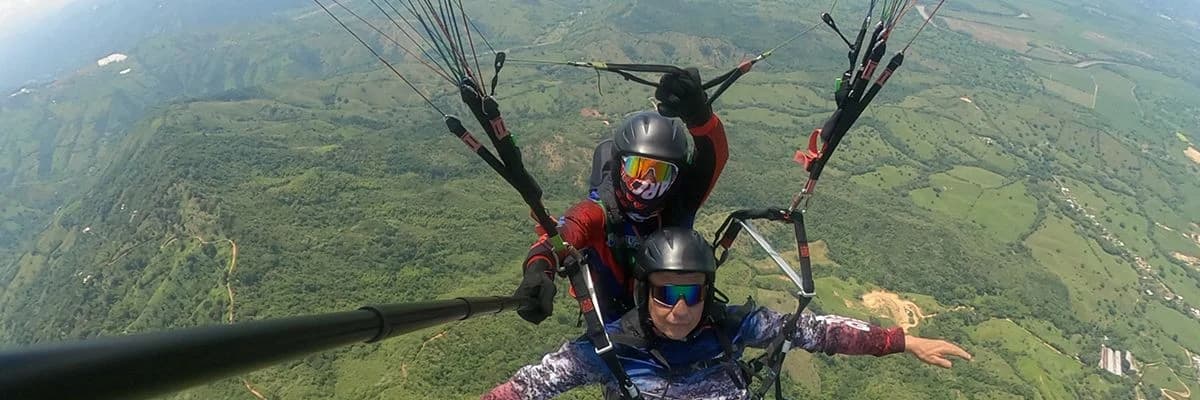 Parapente Flyzone — vuelo tandem en parapente